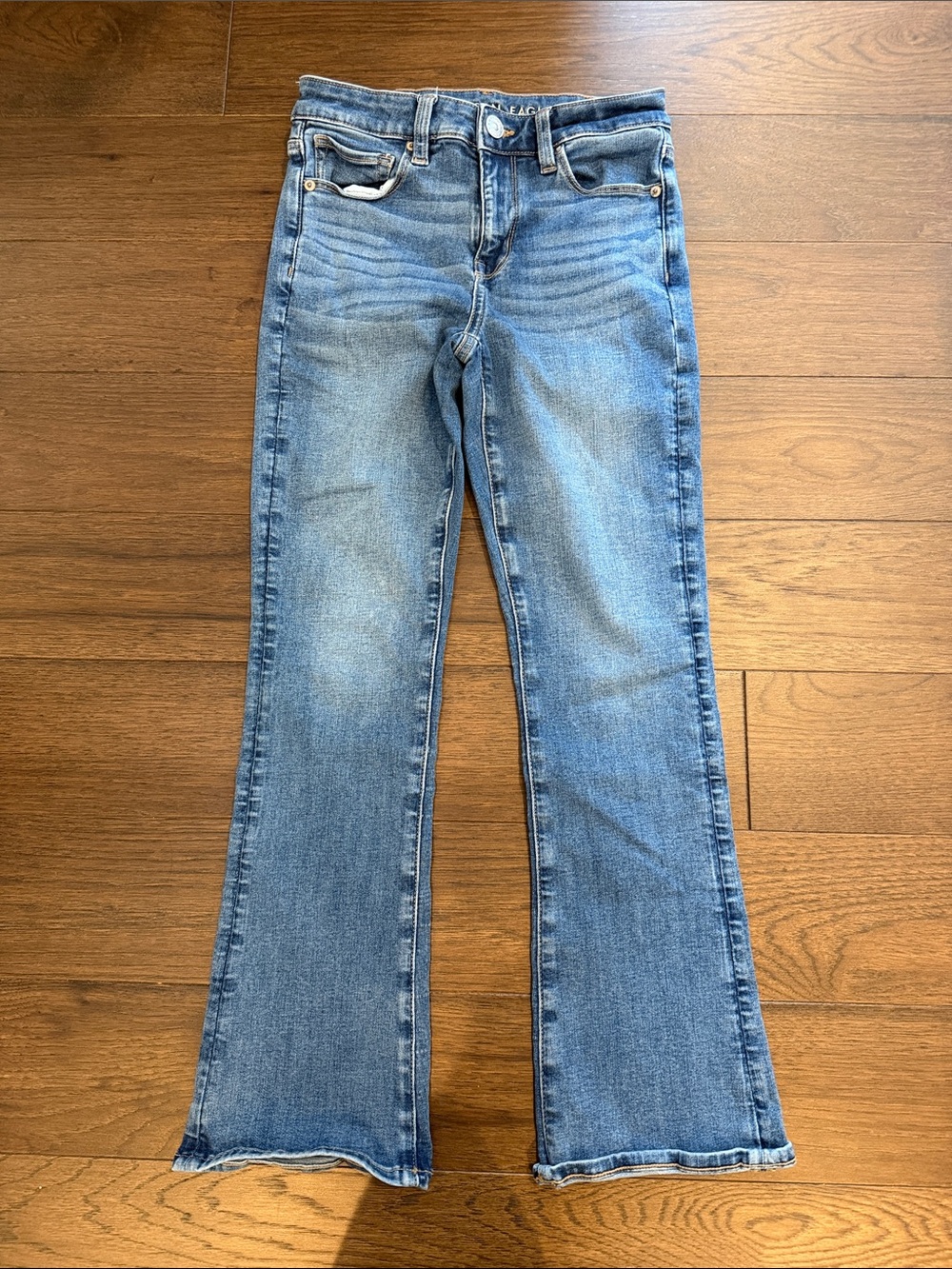 American Eagle Next Level Stretch Mini Flare Jeans Size 2 - C55-026
